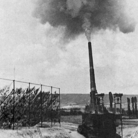 800_mm_gun_Gustav_firing_in_1941