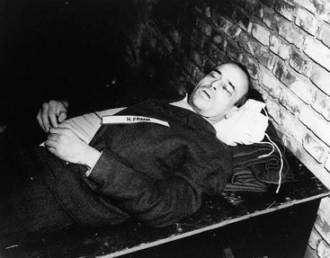 Hans Frank efter henrettelsen i 1946