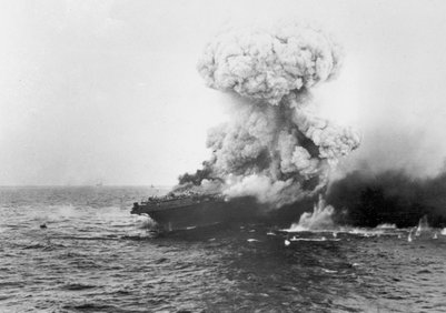 En eksplosion på USS Lexington d. 8. maj 1942